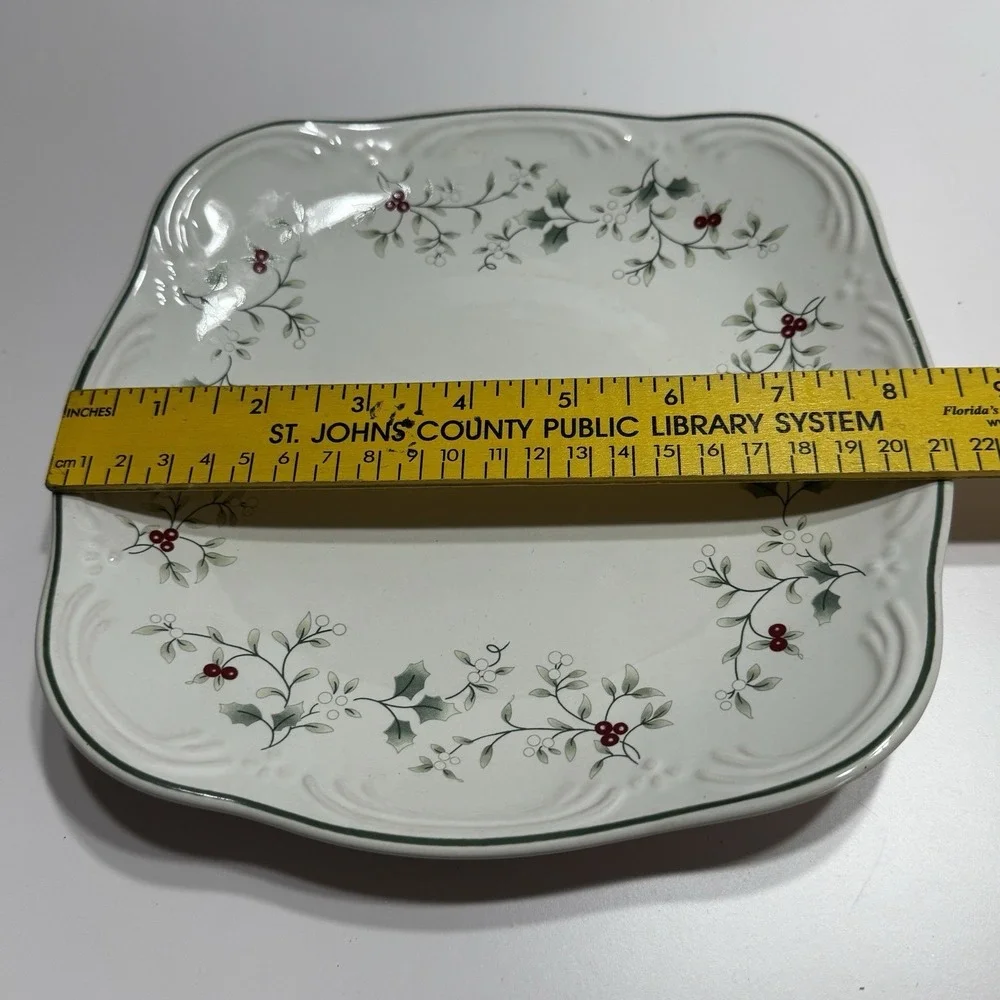 Lot 4 Pfaltzgraff Winterberry Square Salad Plate Set Christmas